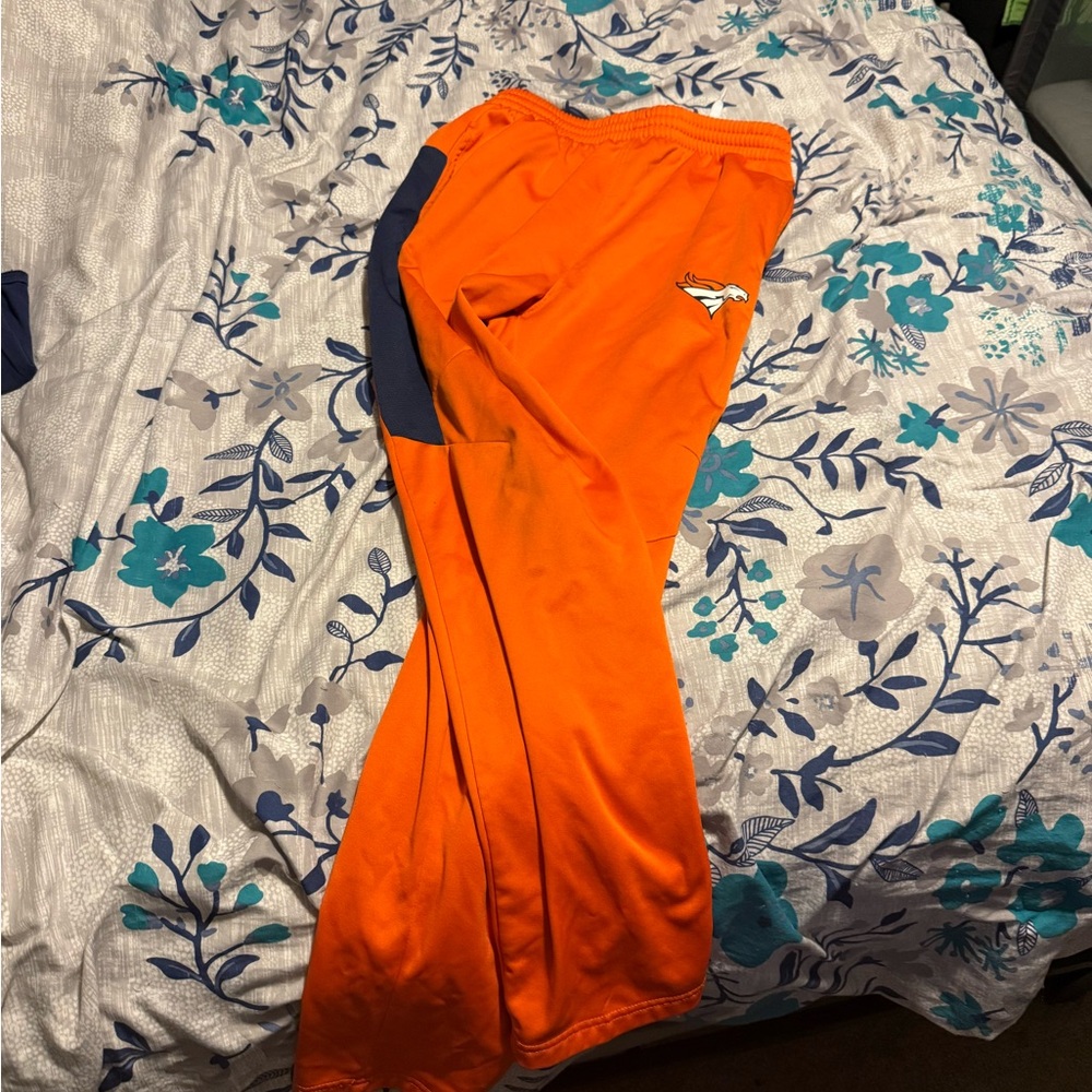 Bronco NFL team apparel Orange Youth Sweatpants